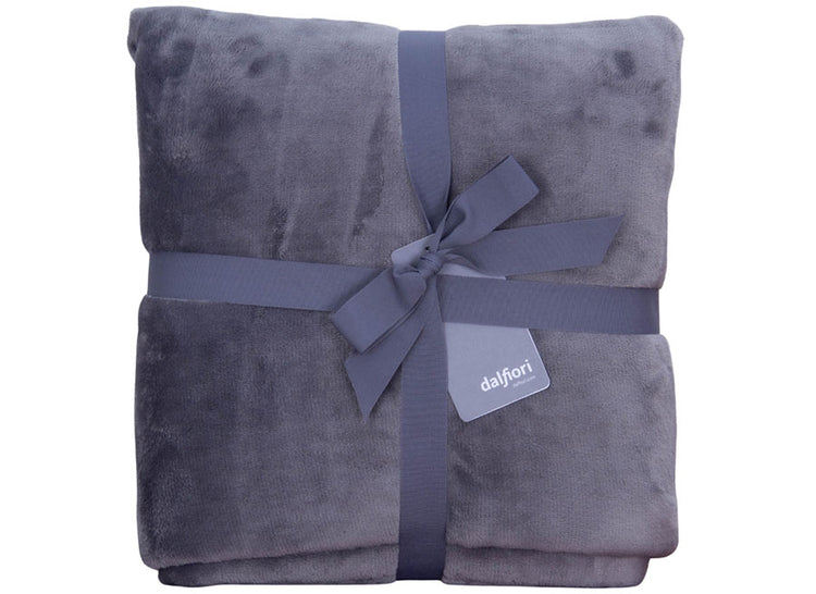 Manta Ulfur Gris Medio | Suavidad y calidez en cada fibra | Felpa Ultrasuave | 130 × 150 cm.