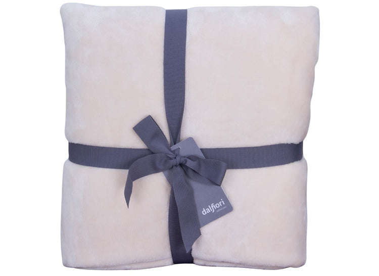 Manta Ulfur Hueso | Suavidad y calidez en cada fibra | Felpa Ultrasuave | 130 × 150 cm.